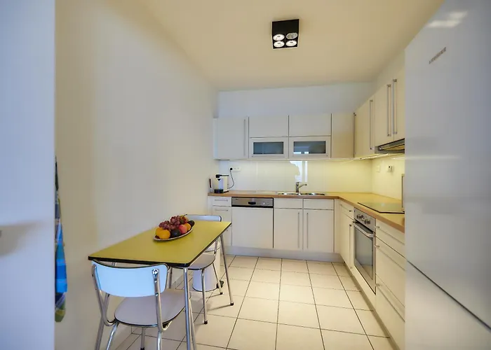 Lecomte - Sunsetgate 61 Apartamento *