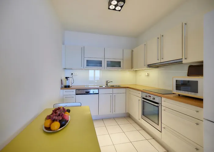 Lecomte - Sunsetgate 61 *